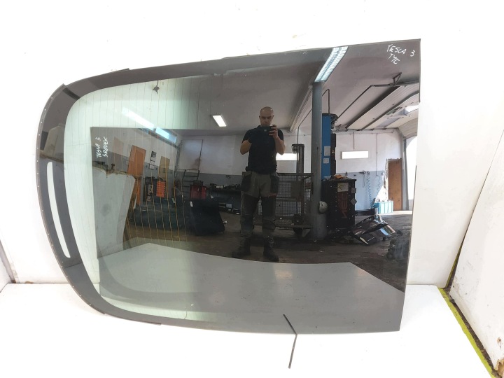 TESLA MODEL 3 2022r FENSTER heck hinten panoramiczna dach
