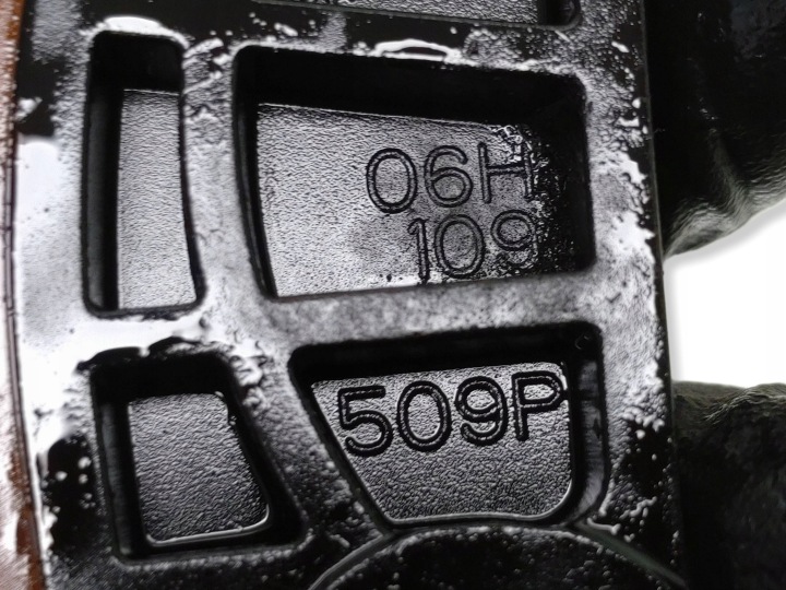 2010 Skoda Yeti (5L) 06H109469AQ timing chain 13