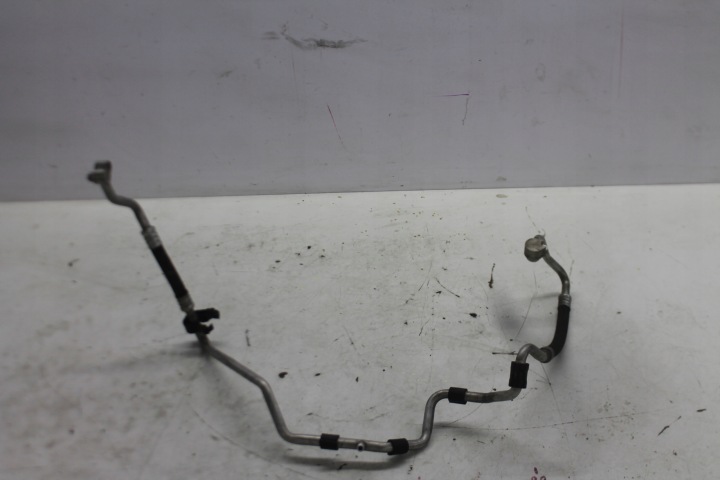 Conduit pieces tuyaux Climatisateur air conditionné KLIMY 1T0820743AQ VW TOURAN LIFT 1.4 TSI 10-15