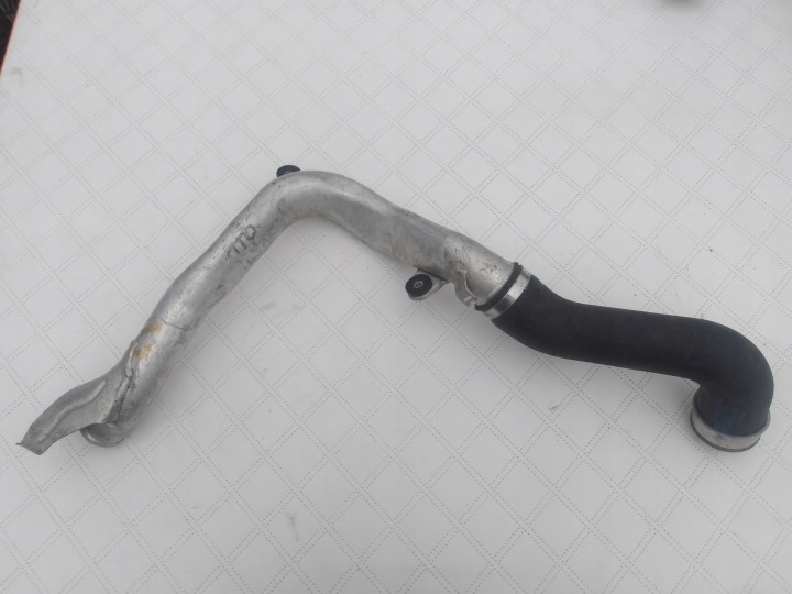 VW AUDI SEAT SKODA 1.4 TSI Tuyau flexible Conduit pieces tuyaux Tuyau Intercooler 1K0145832F OE