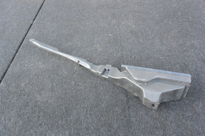 COPERTURA GREMBIALINA DELLA SERRATURA DEL COFANO LEXUS GS III 450H