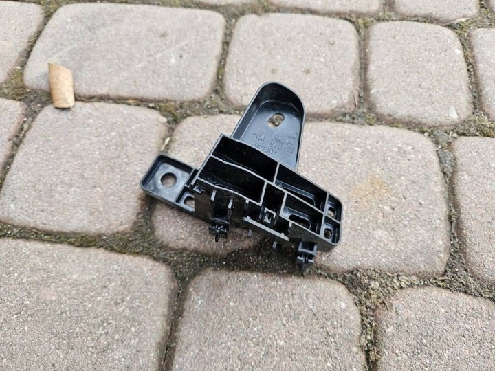52563-0E030 Supporto posteriore posteriore Paraurti staffa sinistra Toyota Highlander XU70
