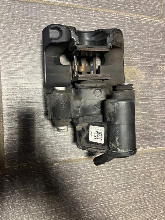 IDEALNY Bremssattel Bremse Sattel Motor Hand links AUDI R8 1