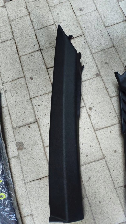 cover slupka A front side left Renault Megane E-Tech 769124378R