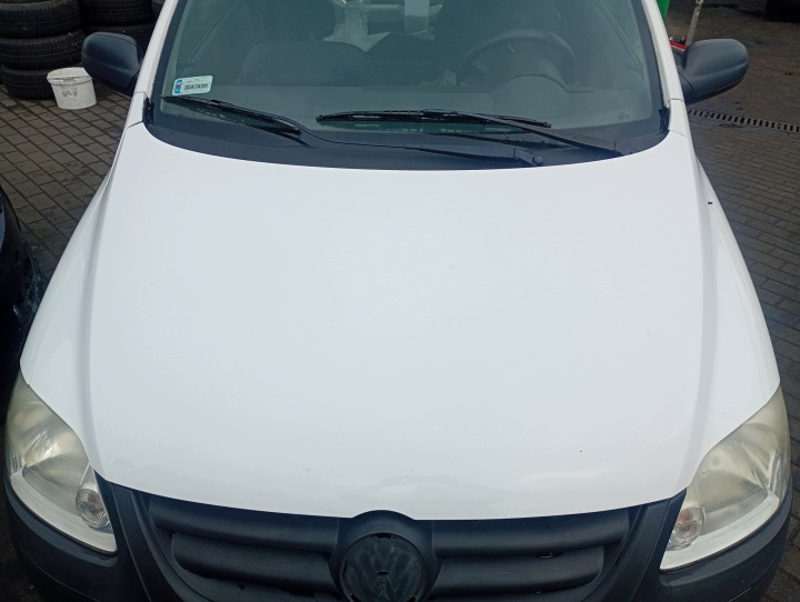 Capot VW Fox 05-11 kod lakieru LB9A