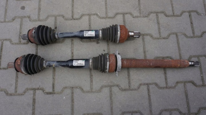 VOLVO XC60 LIFT 2.0 D3 D4 T5 semi-axis left AUTOMAT FWD