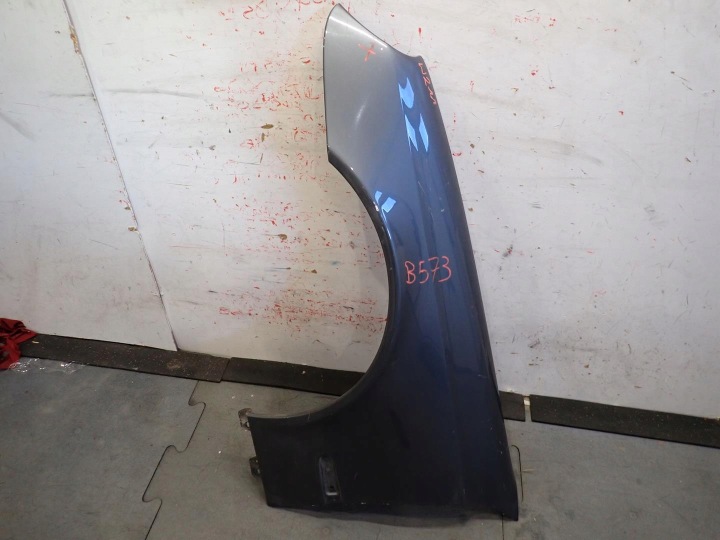 fender front front left MERCEDES E-KLASA W211 2002-2009