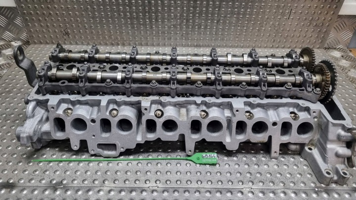 head. of the engine 8507561 BMW F01 F02 F07 F10 F11 F15 F16 F25 F30 F31 N57D30B