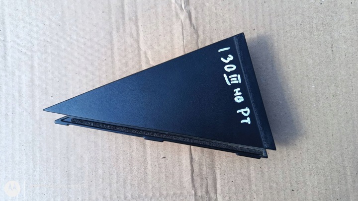 Couverture tablier moteur TROJKAT Couvre Droite Arrière HYUNDAI I30 III 83840-G3000