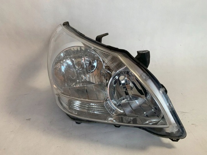 Toyota Verso 09r Reflektor rechts Licht rechts 2009 81110-0F090-00 12.24