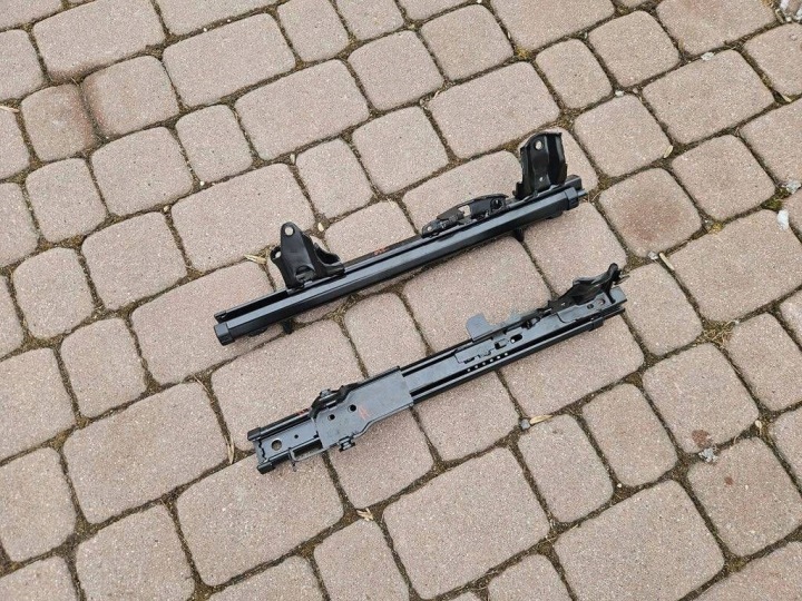 Szyny prowadnice SITZ des Beifahrers rechts des rechten Versteifung Opel Astra K 13513134