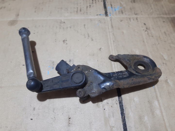 AUDI A6 C7 Capteur POZIOMOWANIA Lumières Gauche Arrière 8R0941309C
