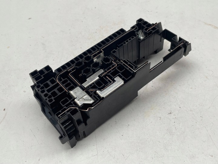 Couverture Aile Gauche Bouche buse Volkswagen Polo V 6R W5