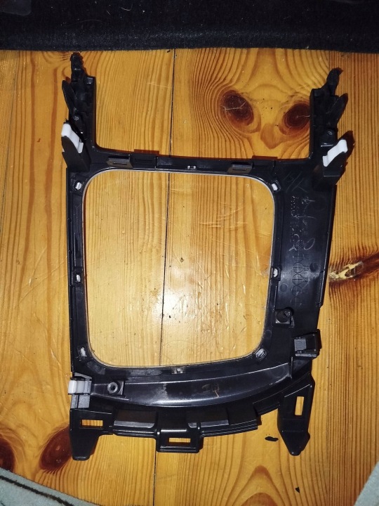 Γυάλινο πλαίσιο Mazda 3 II BHE464341 8