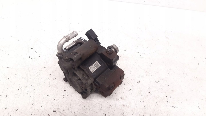 injection pump of the fuel VW Caddy III 1,6 TDI