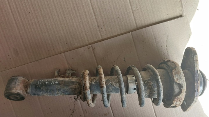 Mini R50 R53 Cooper One 01-08 R. Stoßdämpfer hinten rechts heck rechts 6768157