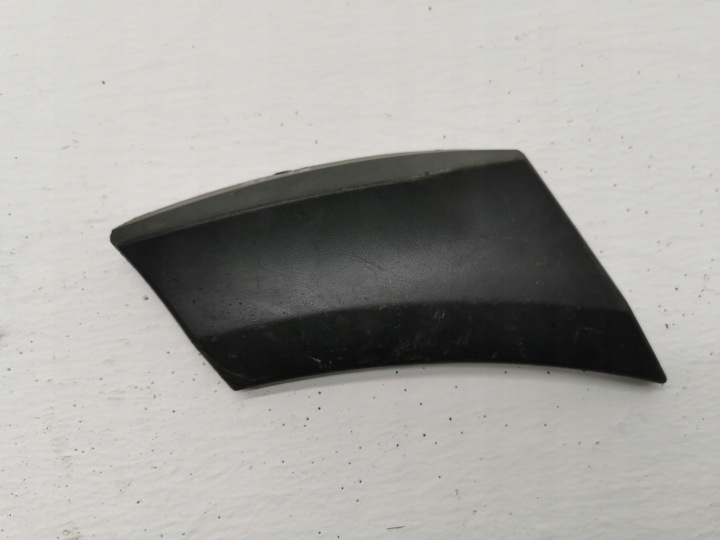 moulding of a fender MERCEDES SPRINTER W906 A9066902662