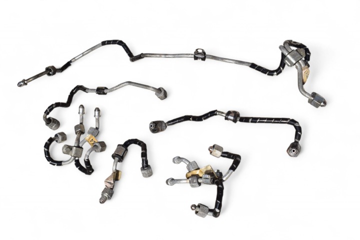 of the hose of the fuel Wtryskowe JAGUAR XF X250 3.0 TDV6