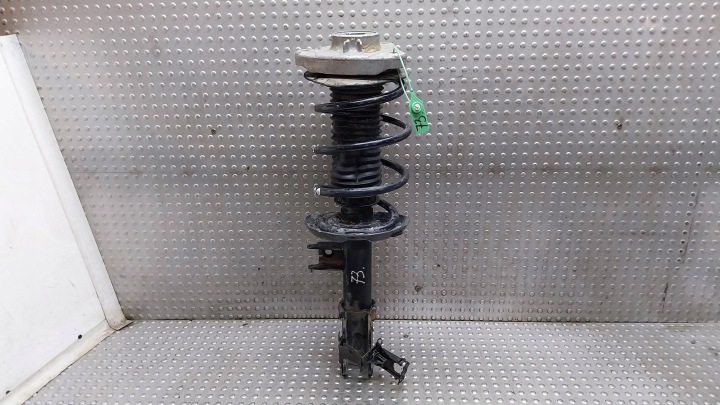 Stoßdämpfer links vorne A2463206713 MERCEDES W176 W246 CLA W117