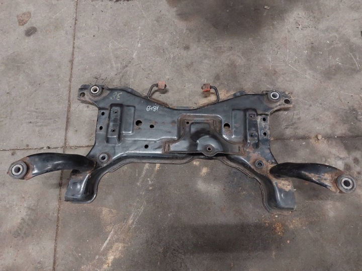 axle beam subframe axle beam of the engine MAZDA 3 and BK LIFT