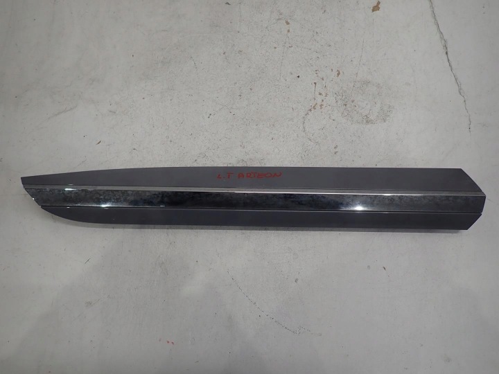 Moulage Portière Droite Arrière VW ARTEON 2016- 3G8853992B
