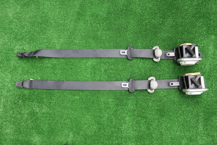 Armature Ceinture de sécurité avant Avant SUZUKI JIMNY Original IDEALNE 2015R