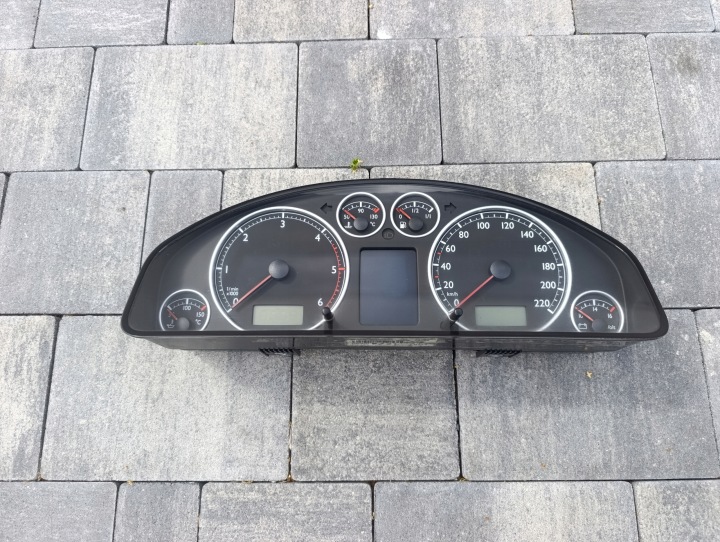 VW T5 MULTIVAN quadro strumenti TACHIMETRO contagiri 7H5920872L
