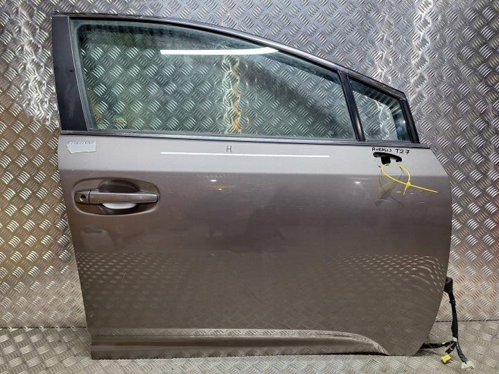 Portière Droit Avant TOYOTA AVENSIS T27 09-18 Complets