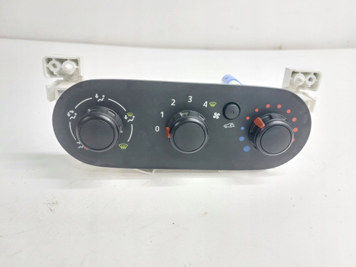 RENAULT TRAFIC III VIVARO B PRIMASTAR PANEL of the air conditioning air conditioning devices E1093050