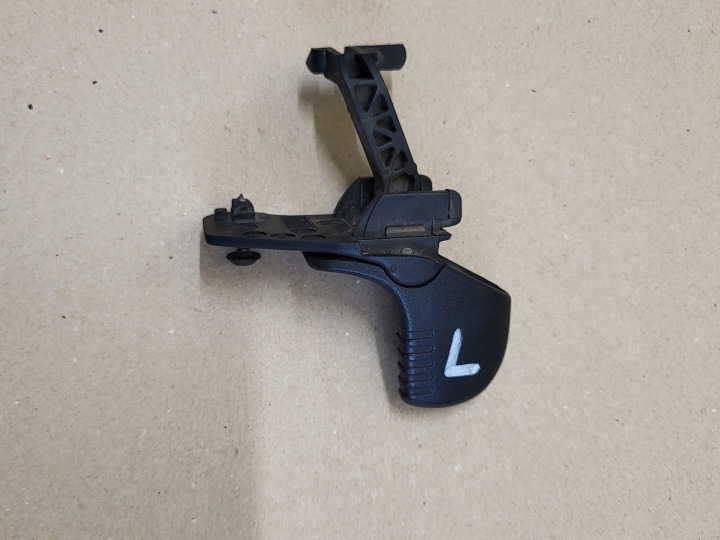 Poignée Externe Portière Gauche Avant RENAULT TWINGO et OE 7700822426 91089301