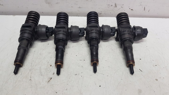 Einspritzdüse Einspritzdüse 038130073BH 0414720230 AUDI A4 B7 1.9 TDI BKE