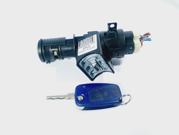 zündschloss z mit schlüssel OE 61001500 Fiat Stilo 01-07