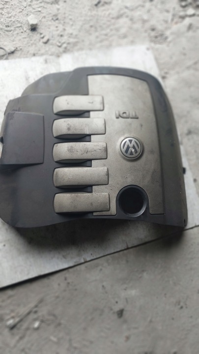 VW TOUAREG 7L 2.5 TDI cover engine housing cover 070103927
