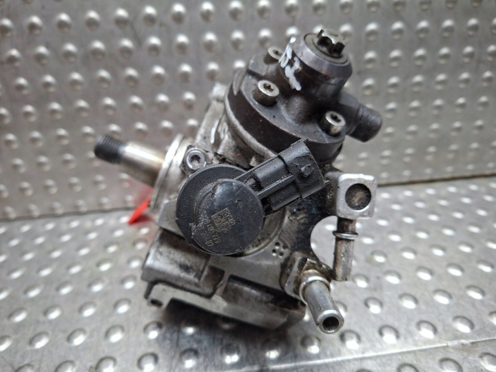 injection pump BOSCH 0445010592 CITROEN C3 III 1.5 EHDI 2016