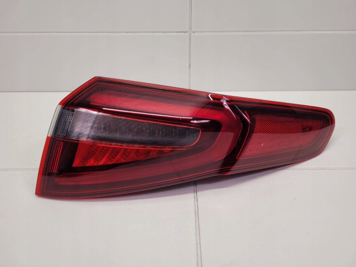 Feux phare Arrière Droit Bouche buse Alfa Romeo Stelvio 2017 20790999