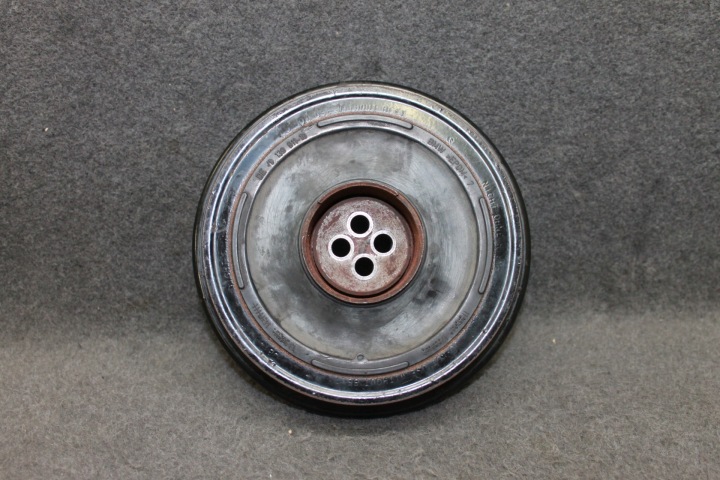 BMW F01 F07 F30 F10 F15 F25 3.0D N57 - pulley TLUMIK DRGAN 8515002