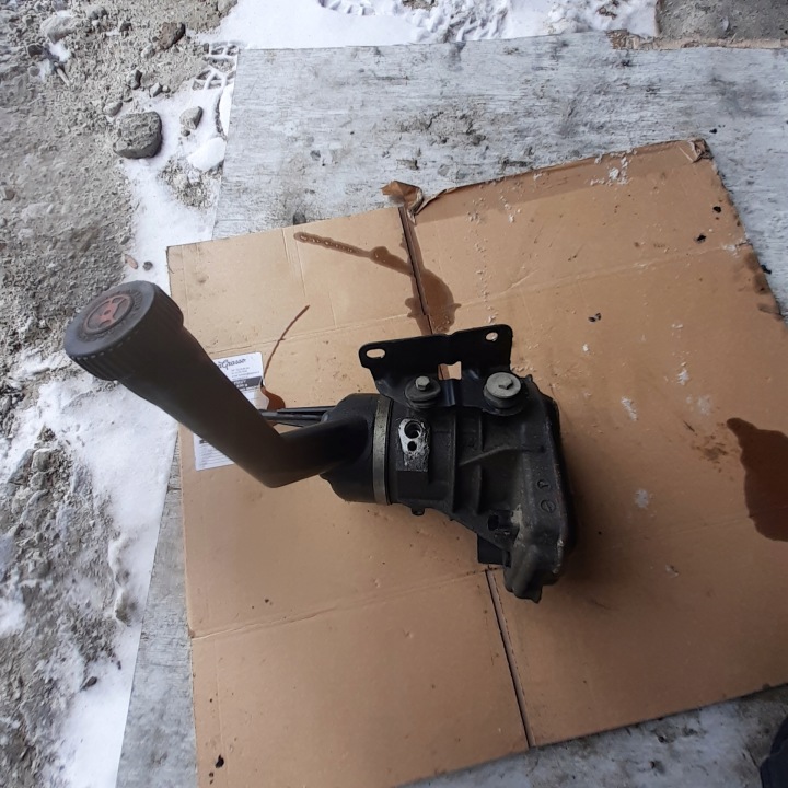 Pompe direction assistée ELEK. CITROEN C4 GRAND PICASSO et 9685051580 A0015331 TRW