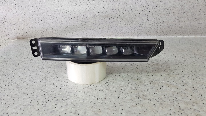 HONDA CRV CR-V 5 V 2017 - Droite LED DRL Feux antibrouillard D 9347
