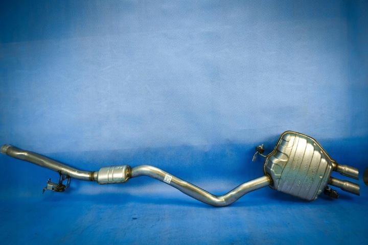Échappement tlumik Audi A5 8T Spb 2.0TDI 8T0253078DJ