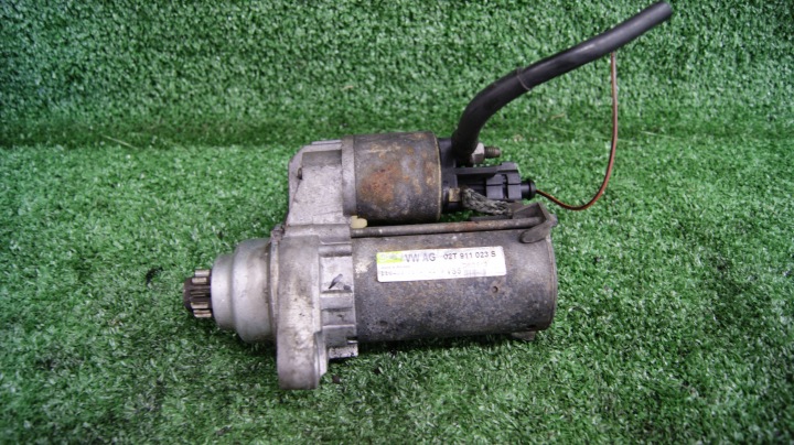 starter SKODA FABIA 2 1.2 B VALEO 02T991023S