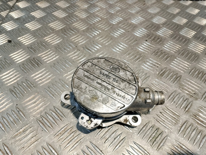 Pompa VACUM VAKUM RENAULT MASTER II 2 LIFT FL 2.5 DCI 8200478188