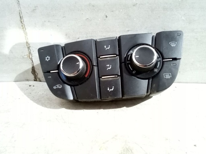 Opel Astra J 4 IV ovládací panel klimatizácie 13360099