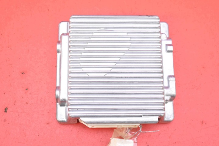 Verstärker RADIA 86240-52020 TOYOTA YARIS 4 IV GR 20-24