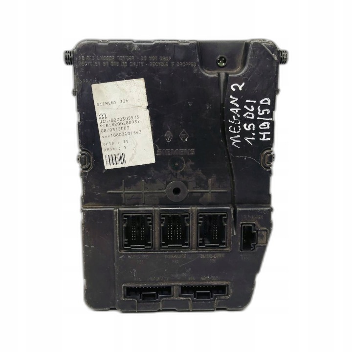 modul BSI Kasten der Sicherungen Renault MEGANE II 1.5 DCI 8200305575