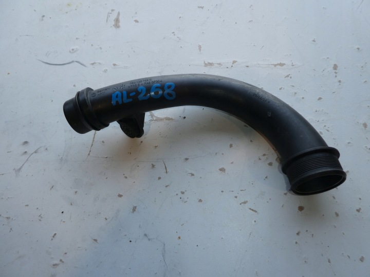 hose pipe of the intercooler VW T5 2.0 TDI 7E0145762C