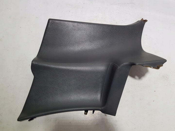 Seite verkleidung rechts heck MERCEDES SL R230 W230