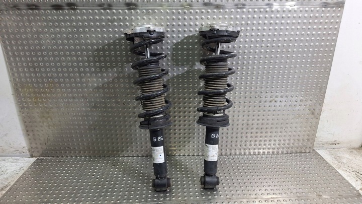 6890945 BMW X4 G02 Komplet Stoßdämpfer hinten