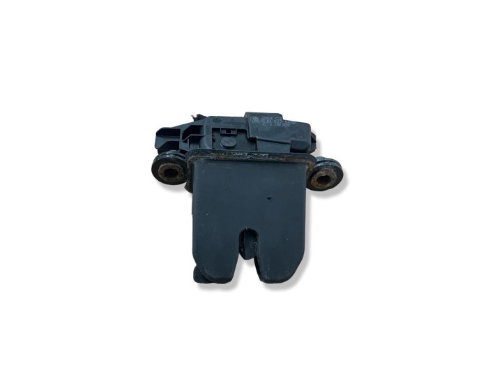 de la Serrure du capot Porte coffre hayon Skoda Fabia 2 2008 5J0827501B