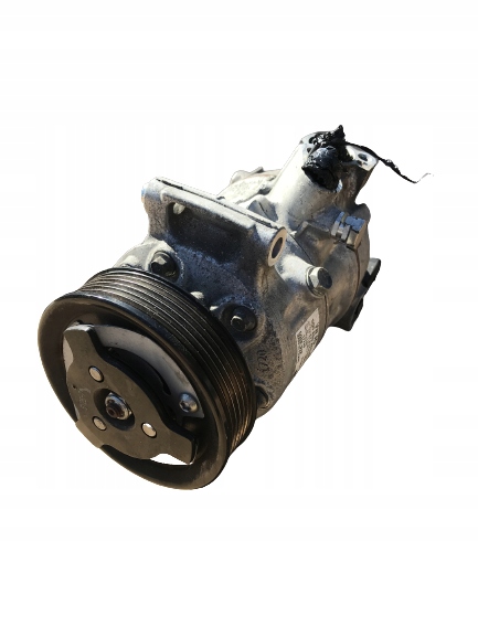 compressor of the air conditioning VW SKODA AUDI 5Q0820803G