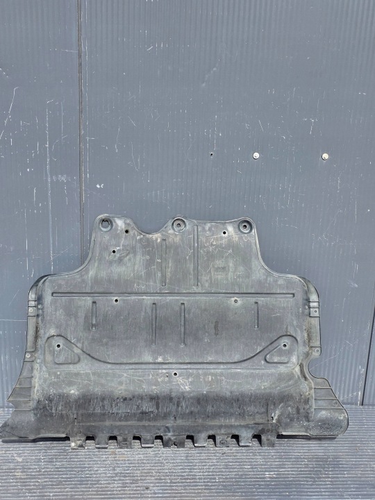 VW TIGUAN II 5NA cover below engine 5QF825236